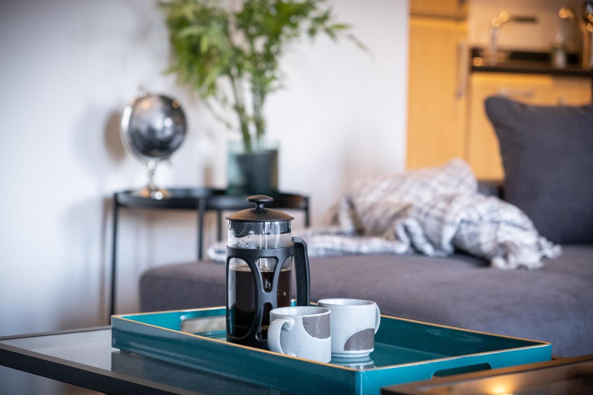 Pluxa Globe - Spacious Apartment In Jq With Parking Birmingham Buitenkant foto