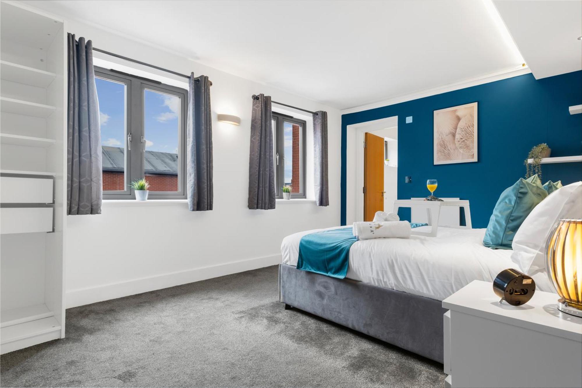 Pluxa Globe - Spacious Apartment In Jq With Parking Birmingham Buitenkant foto