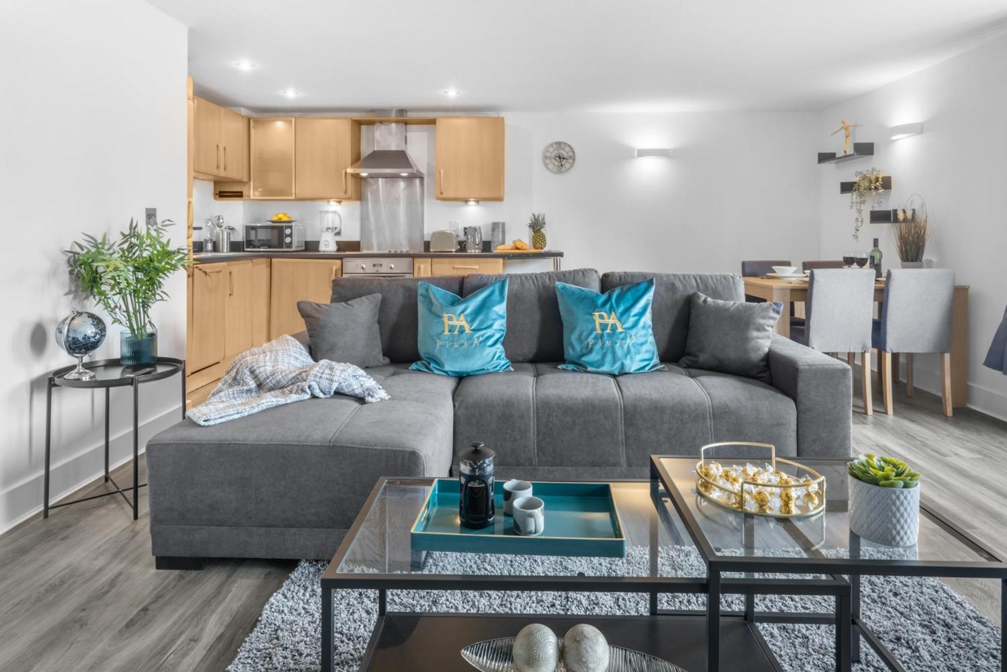 Pluxa Globe - Spacious Apartment In Jq With Parking Birmingham Buitenkant foto