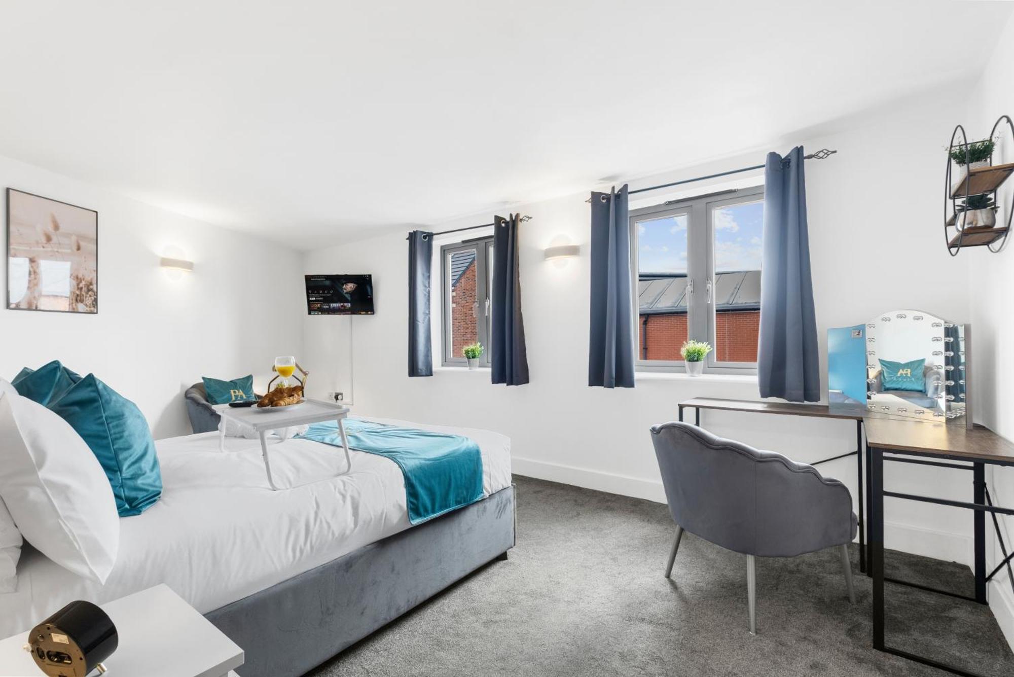 Pluxa Globe - Spacious Apartment In Jq With Parking Birmingham Buitenkant foto
